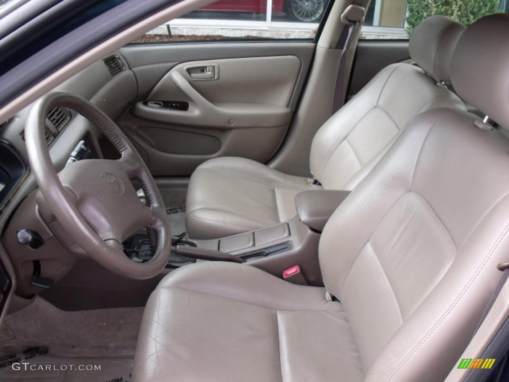 1997 Camry XLE - Classic Green Pearl / Beige photo #9