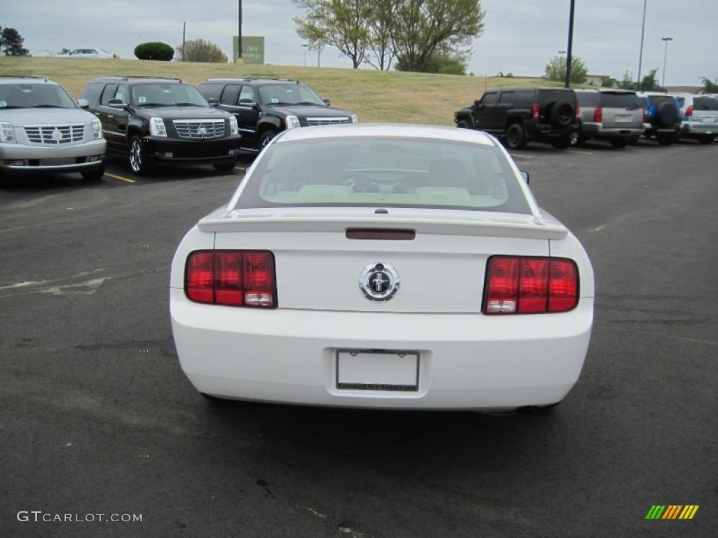 2007 Mustang V6 Premium Coupe - Performance White / Medium Parchment photo #4