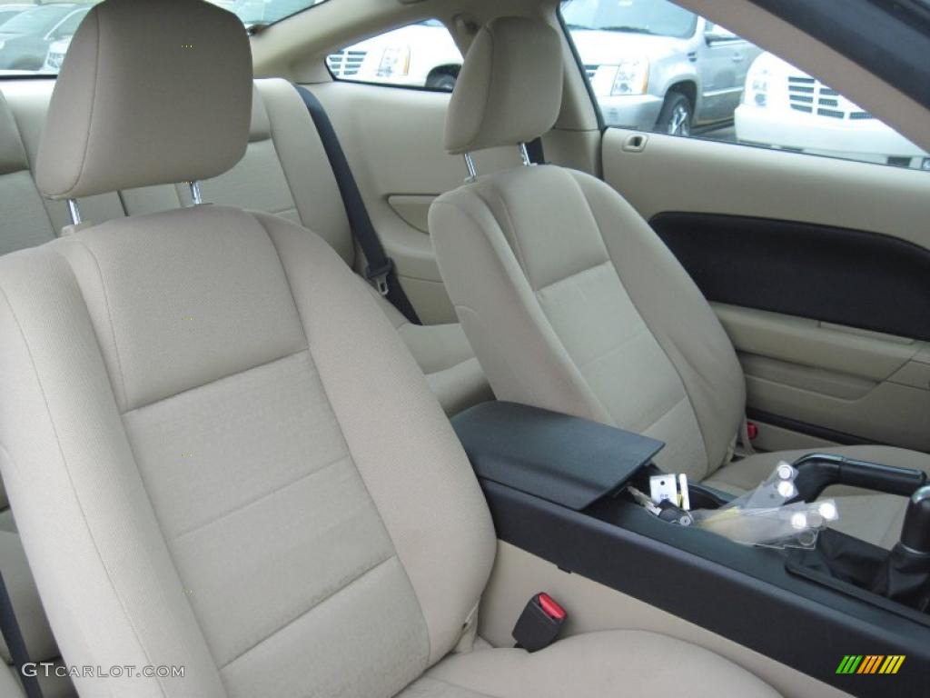 2007 Mustang V6 Premium Coupe - Performance White / Medium Parchment photo #14