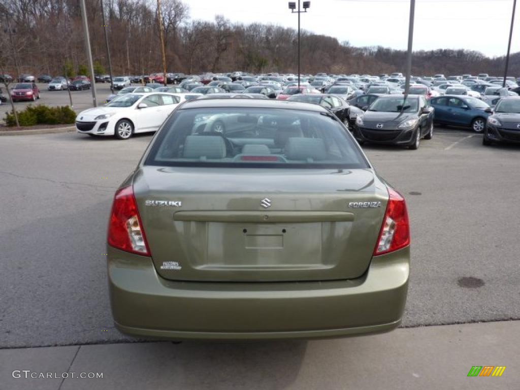 2006 Forenza Sedan - Desert Green Metallic / Grey photo #3