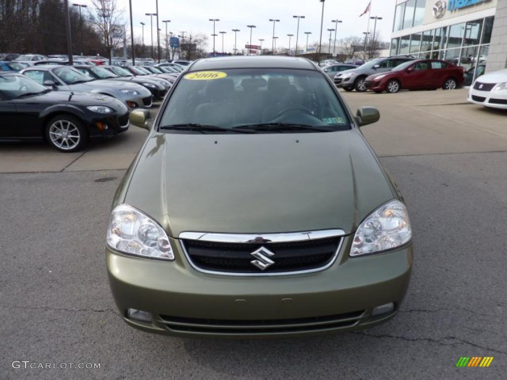 2006 Forenza Sedan - Desert Green Metallic / Grey photo #6