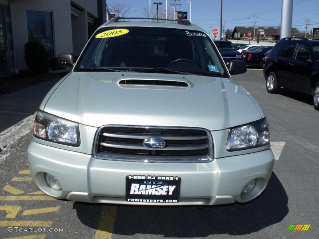 2005 Forester 2.5 XT - Champagne Gold Opalescent / Off Black photo #8