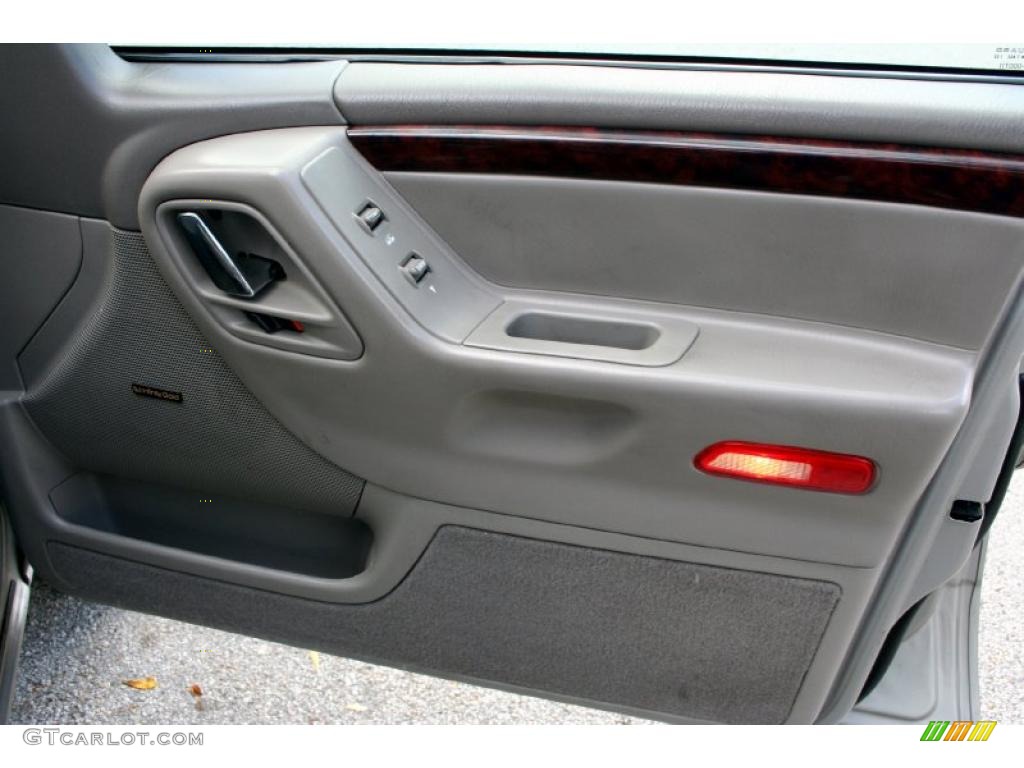 2001 Grand Cherokee Limited 4x4 - Silverstone Metallic / Agate/Light Taupe photo #24