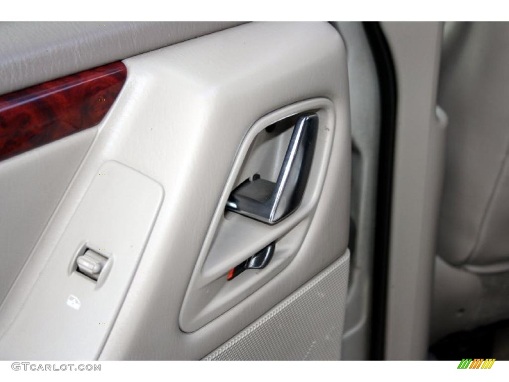 2001 Grand Cherokee Limited 4x4 - Silverstone Metallic / Agate/Light Taupe photo #29