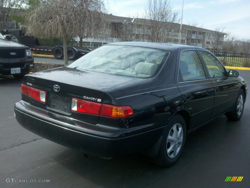 2001 Camry LE - Black / Oak photo #2