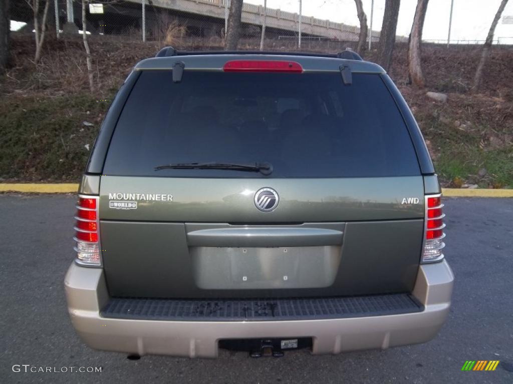 2004 Mountaineer AWD - Estate Green Metallic / Medium Dark Parchment photo #4