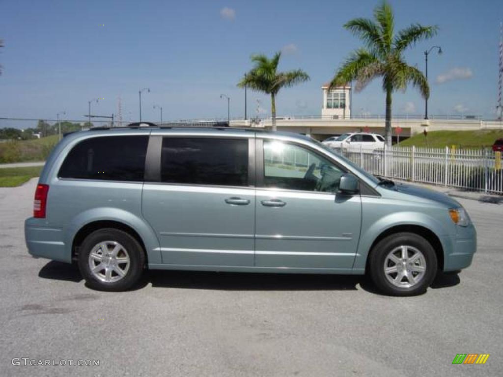 2009 Town & Country Touring - Clearwater Blue Pearl / Medium Slate Gray/Light Shale photo #7
