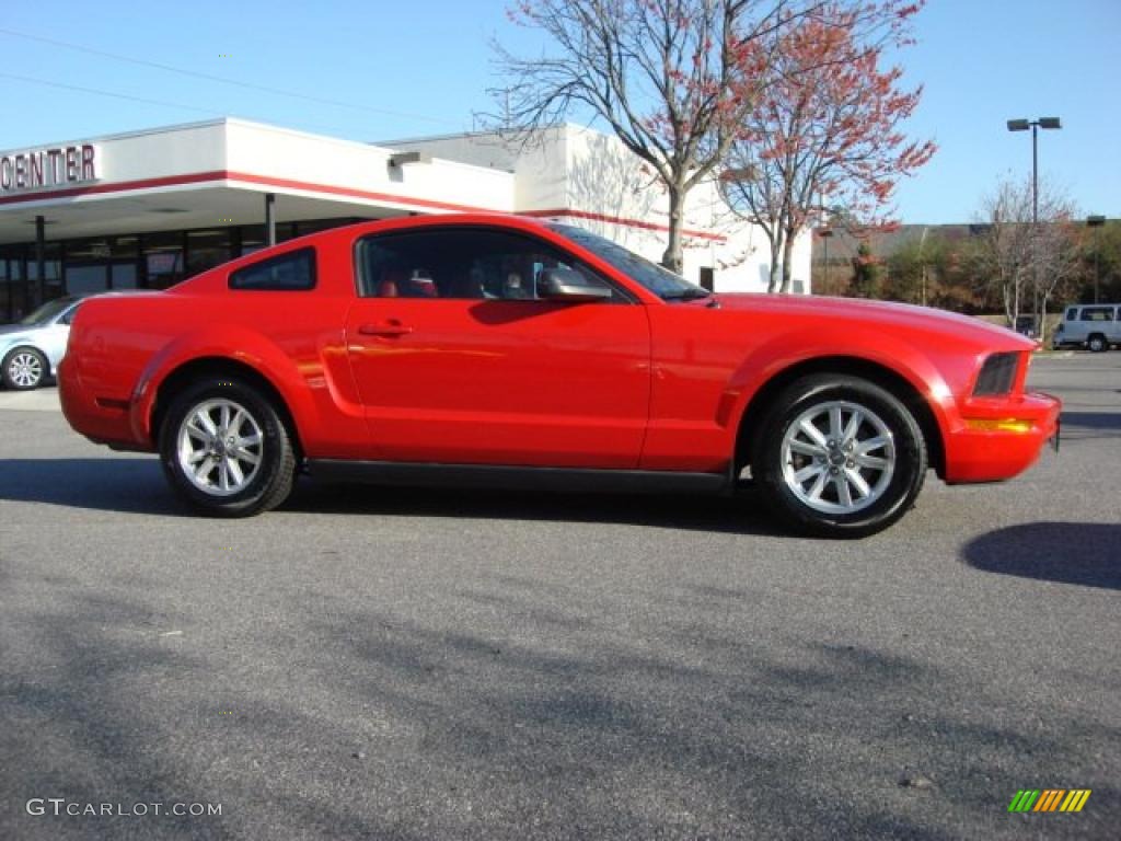 2006 Mustang V6 Premium Coupe - Torch Red / Red/Dark Charcoal photo #2