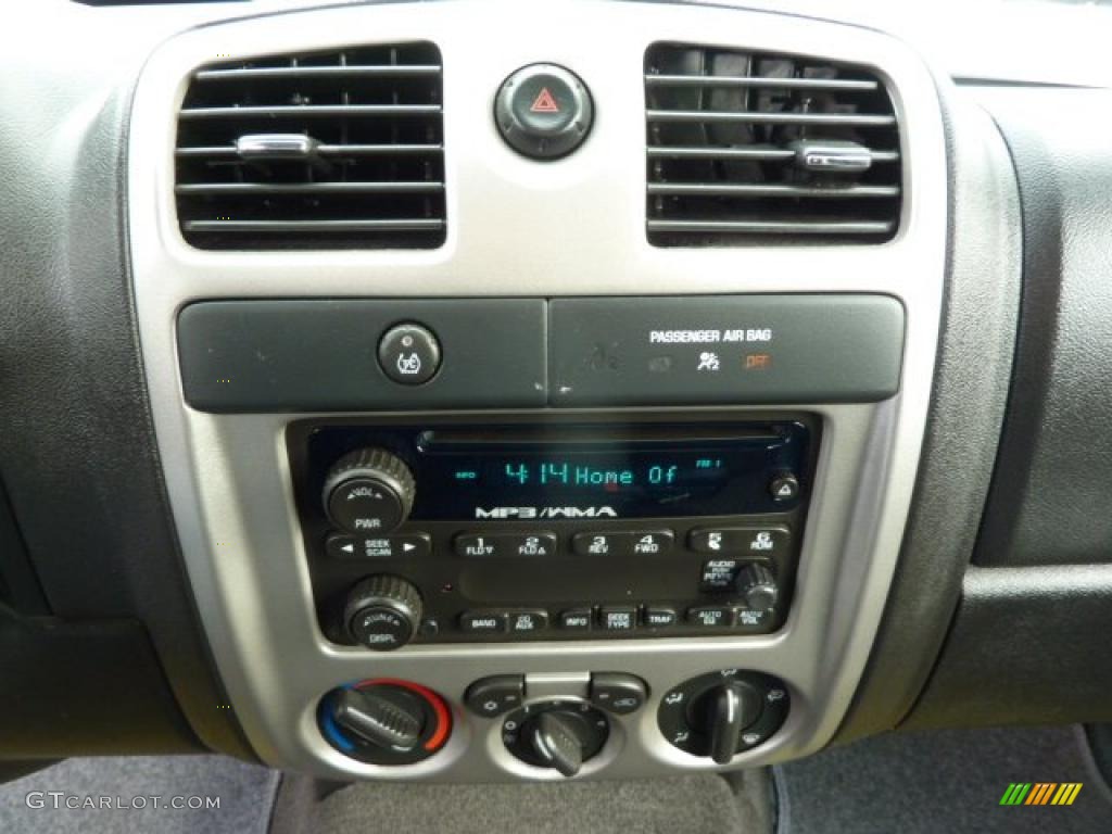 2008 Chevrolet Colorado Work Truck Extended Cab Controls Photo #47294786