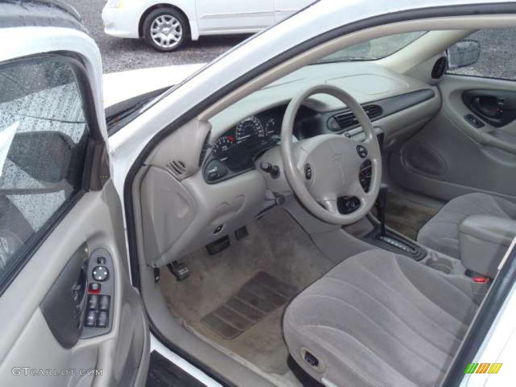 Gray Interior 2005 Chevrolet Classic Standard Classic Model Photo #47294933