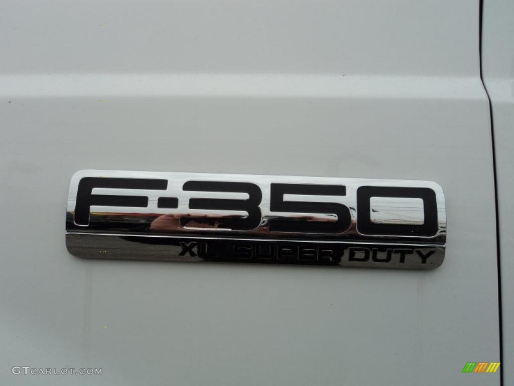 2005 Ford F350 Super Duty XL Regular Cab Chassis Marks and Logos Photos