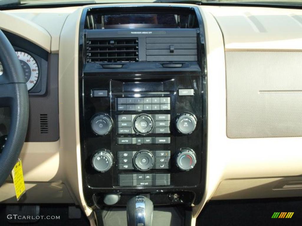 2009 Mazda Tribute i Sport Controls Photo #47298701