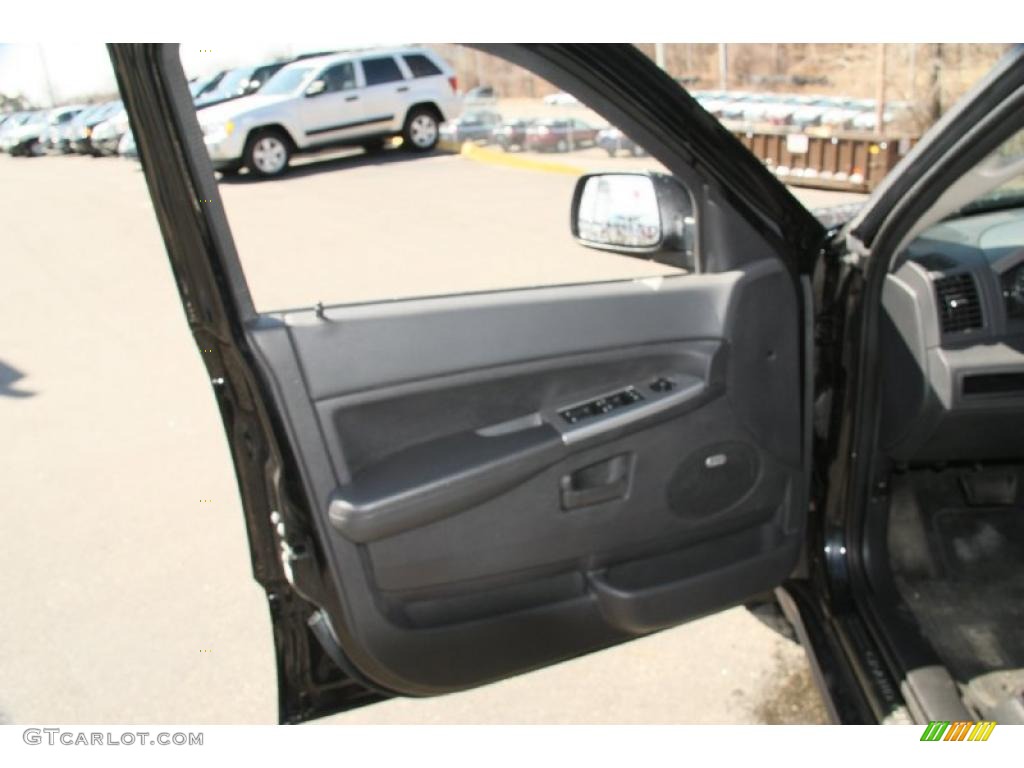 2008 Grand Cherokee Laredo 4x4 - Black / Dark Slate Gray/Light Graystone photo #11