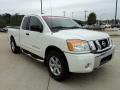 Blizzard White - Titan SE King Cab Photo No. 2