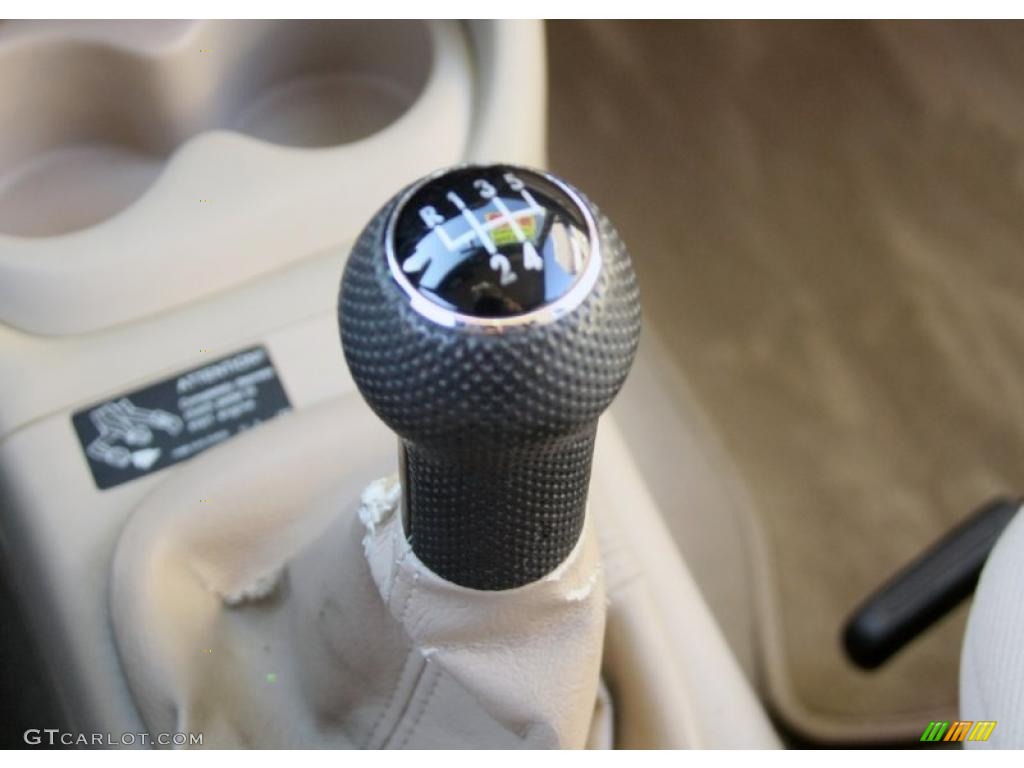 2001 Volkswagen Cabrio GLS Transmission Photos
