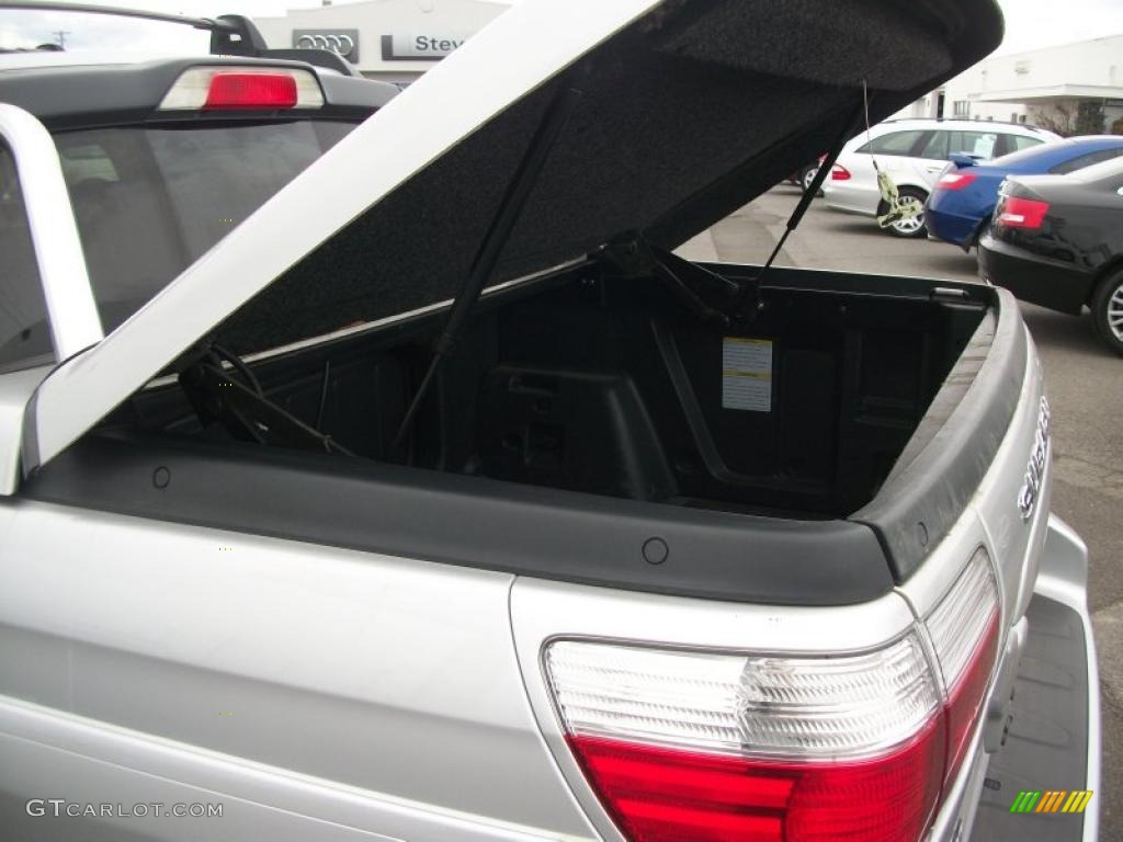 2004 Baja Sport - Monterey Silver Metallic / Dark Gray photo #10