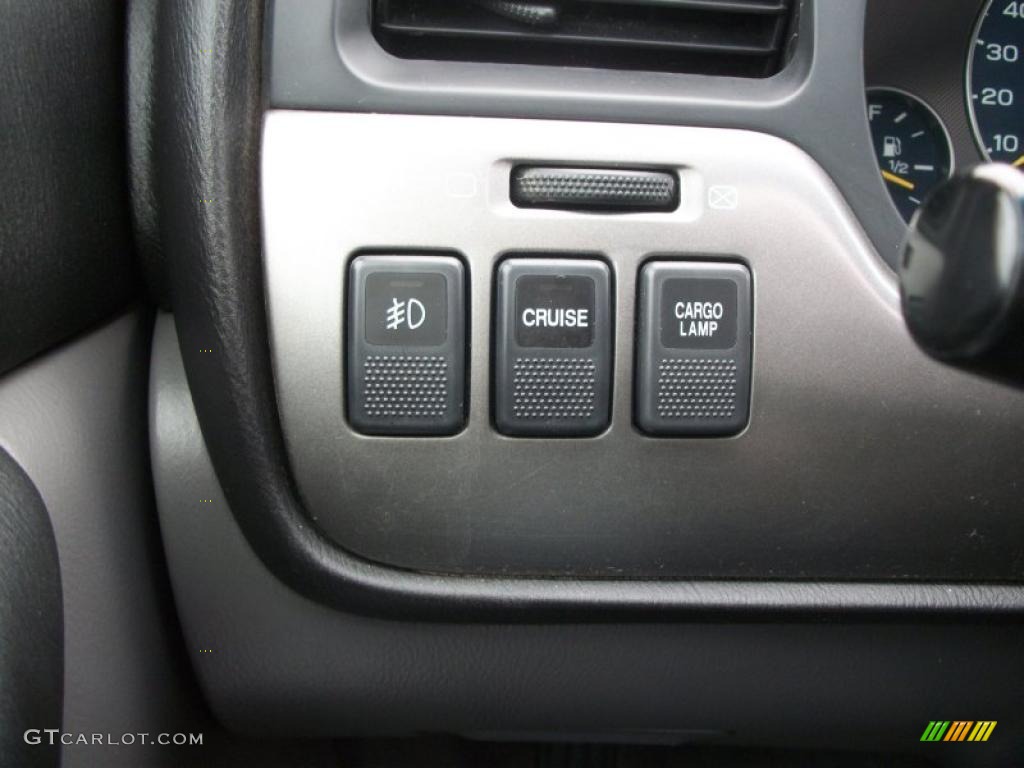 2004 Baja Sport - Monterey Silver Metallic / Dark Gray photo #15