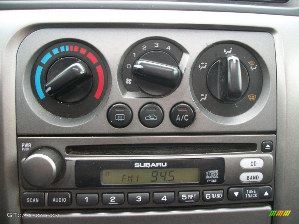 2004 Subaru Baja Sport Controls Photo #47301104
