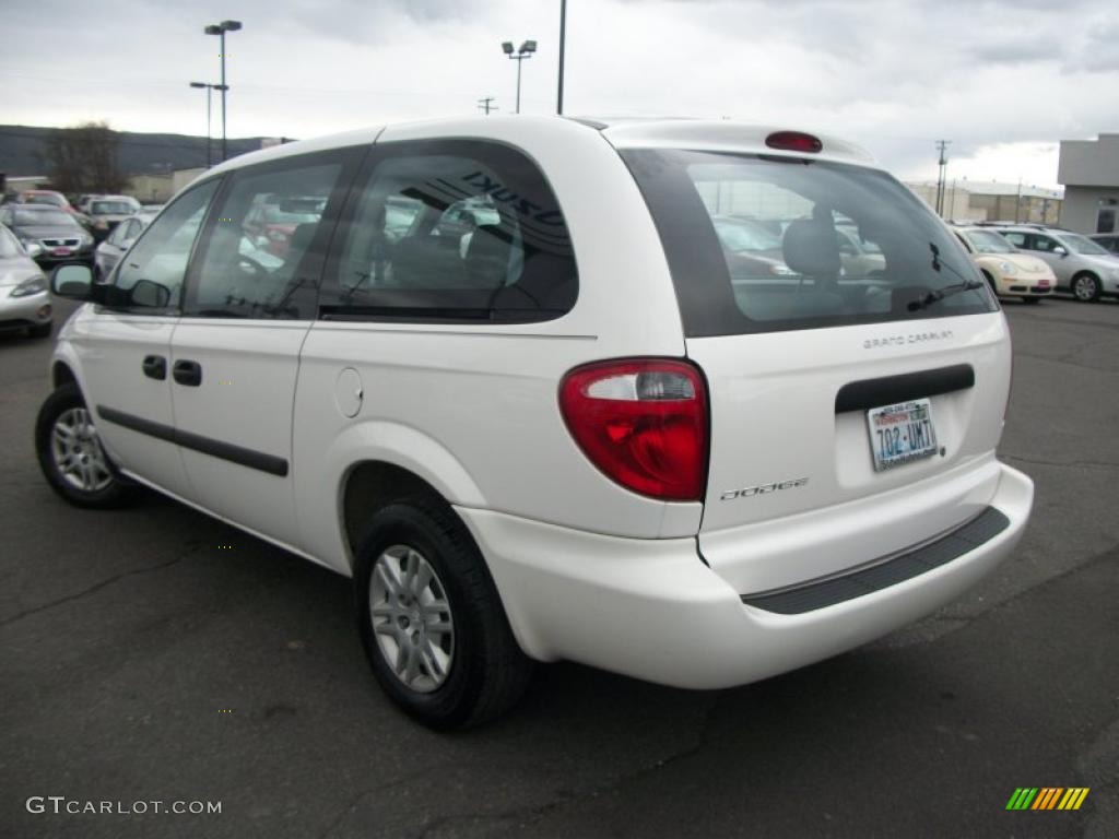 2005 Grand Caravan SE - Stone White / Medium Slate Gray photo #5