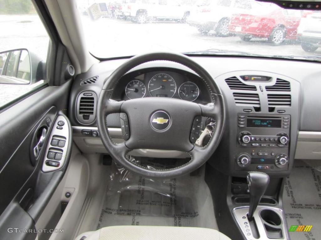 2007 Chevrolet Malibu LTZ Sedan Titanium Gray Dashboard Photo #47304137