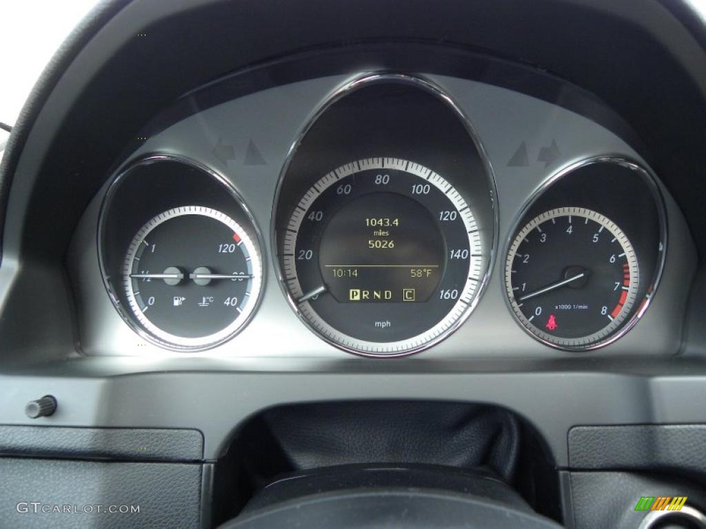2010 Mercedes-Benz C 300 Sport Gauges Photo #47304641