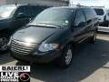 2007 Brilliant Black Crystal Pearl Chrysler Town & Country Touring  photo #2