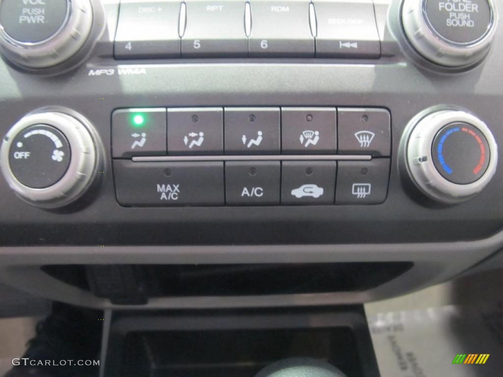 2010 Honda Civic EX Coupe Controls Photo #47305682