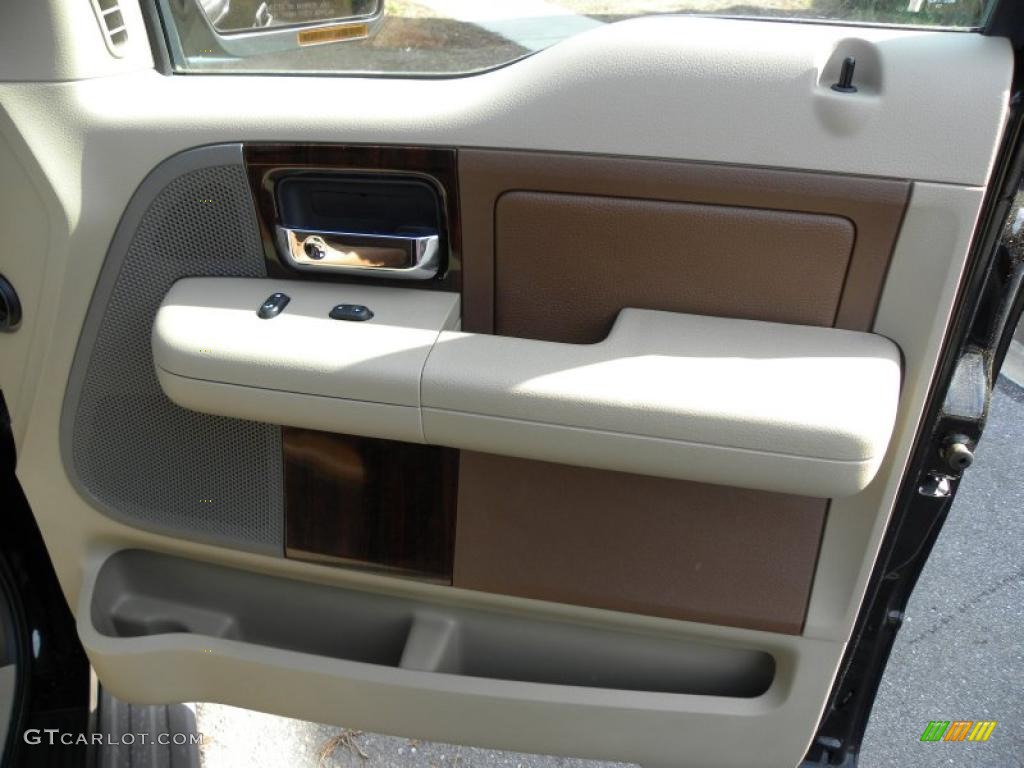 2005 F150 King Ranch SuperCrew - Black / Castano Brown Leather photo #12