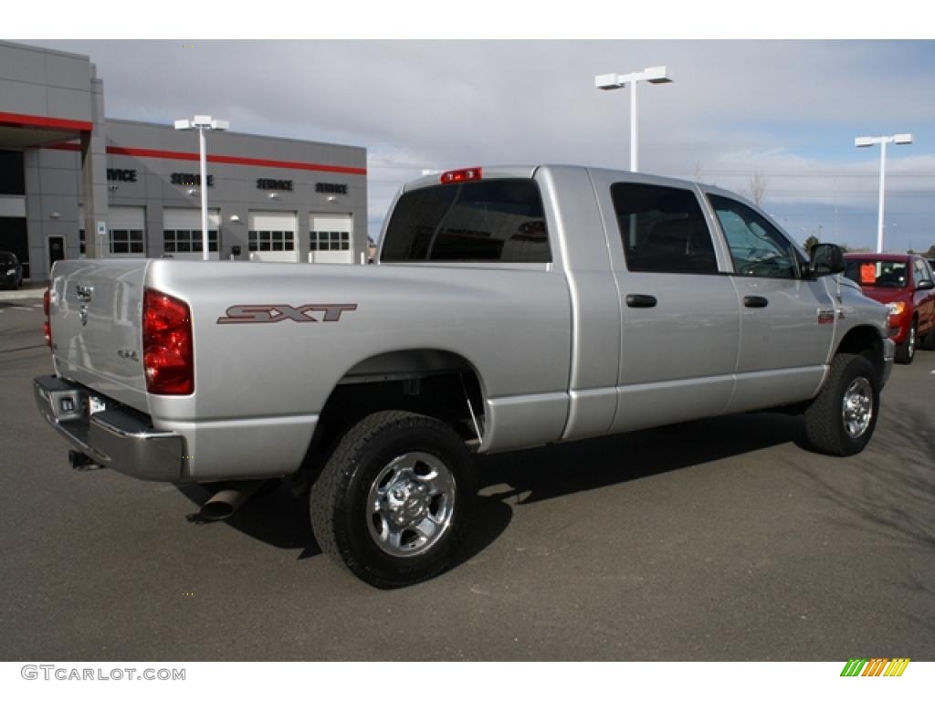 Bright Silver Metallic 2009 Dodge Ram 2500 SXT Mega Cab 4x4 Exterior Photo #47306555