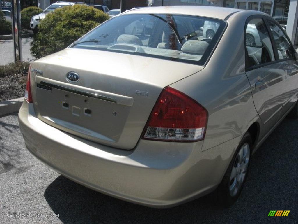 2009 Spectra EX Sedan - Sand Beige Metallic / Beige photo #42