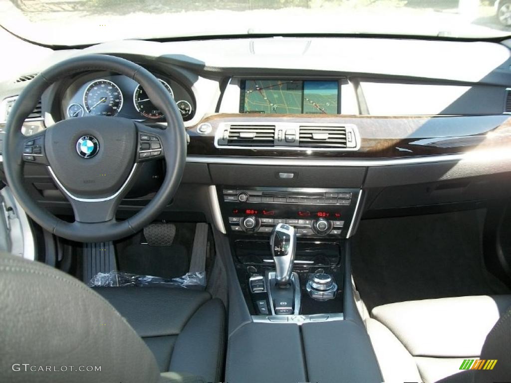 2010 BMW 5 Series 550i xDrive Gran Turismo Black Dashboard Photo #47309638