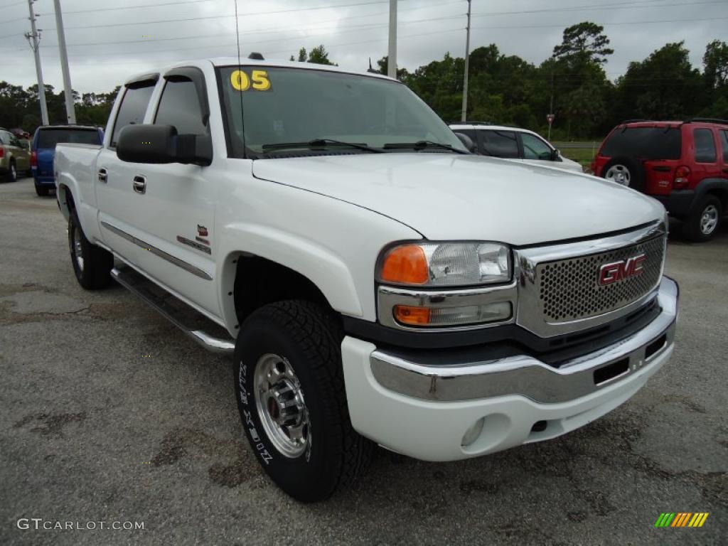 2005 Sierra 2500HD SLT Crew Cab 4x4 - Summit White / Dark Pewter photo #13