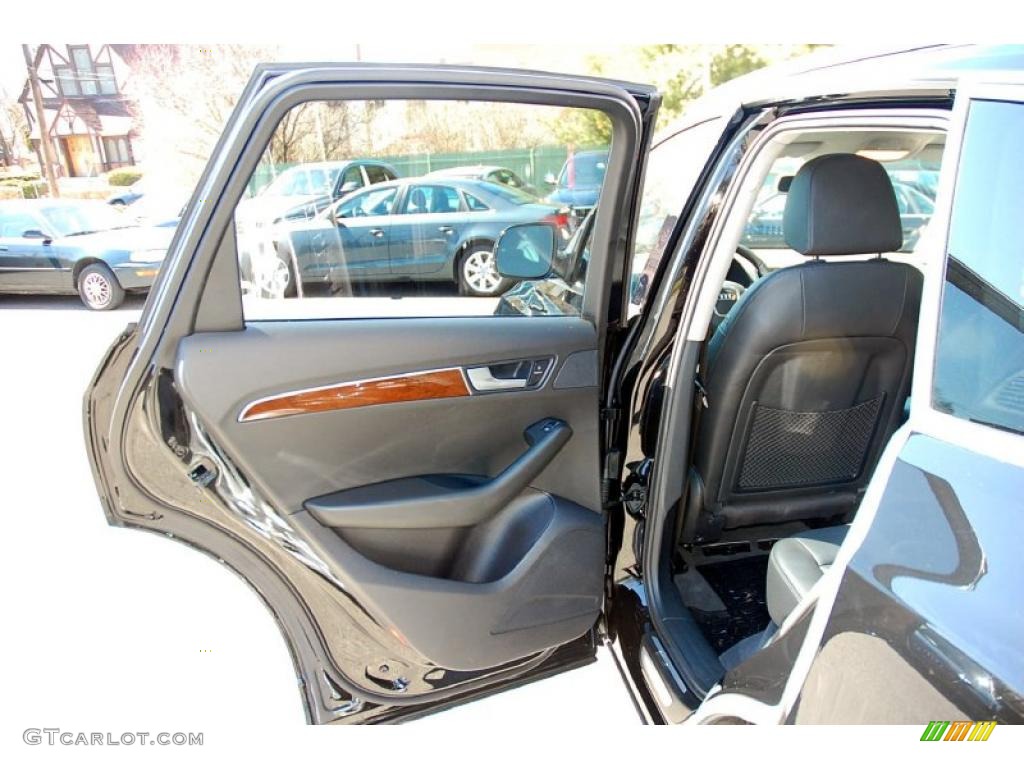 2010 Q5 3.2 quattro - Brilliant Black / Black photo #30