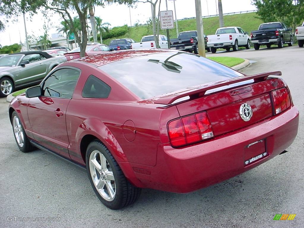 2006 Mustang V6 Premium Coupe - Redfire Metallic / Dark Charcoal photo #5