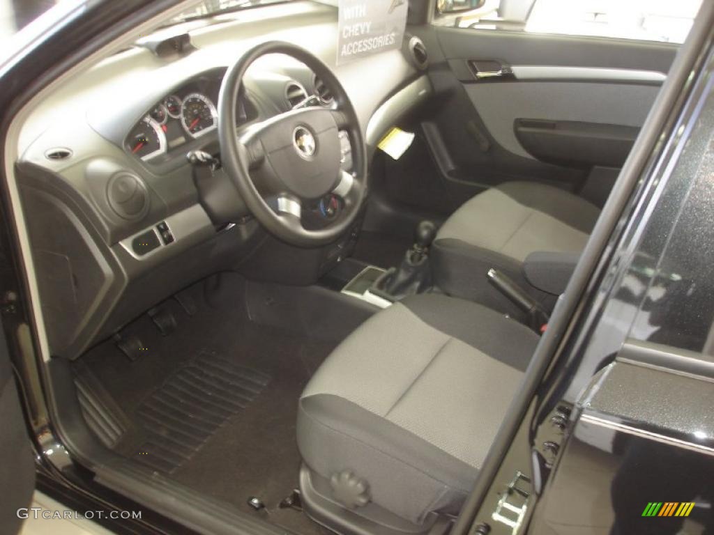 Charcoal Interior 2011 Chevrolet Aveo Aveo5 LT Photo #47311001