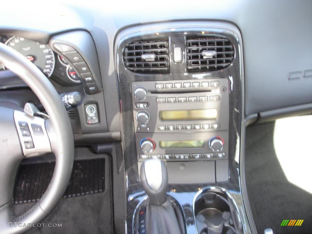 2011 Chevrolet Corvette Coupe Controls Photo #47311703
