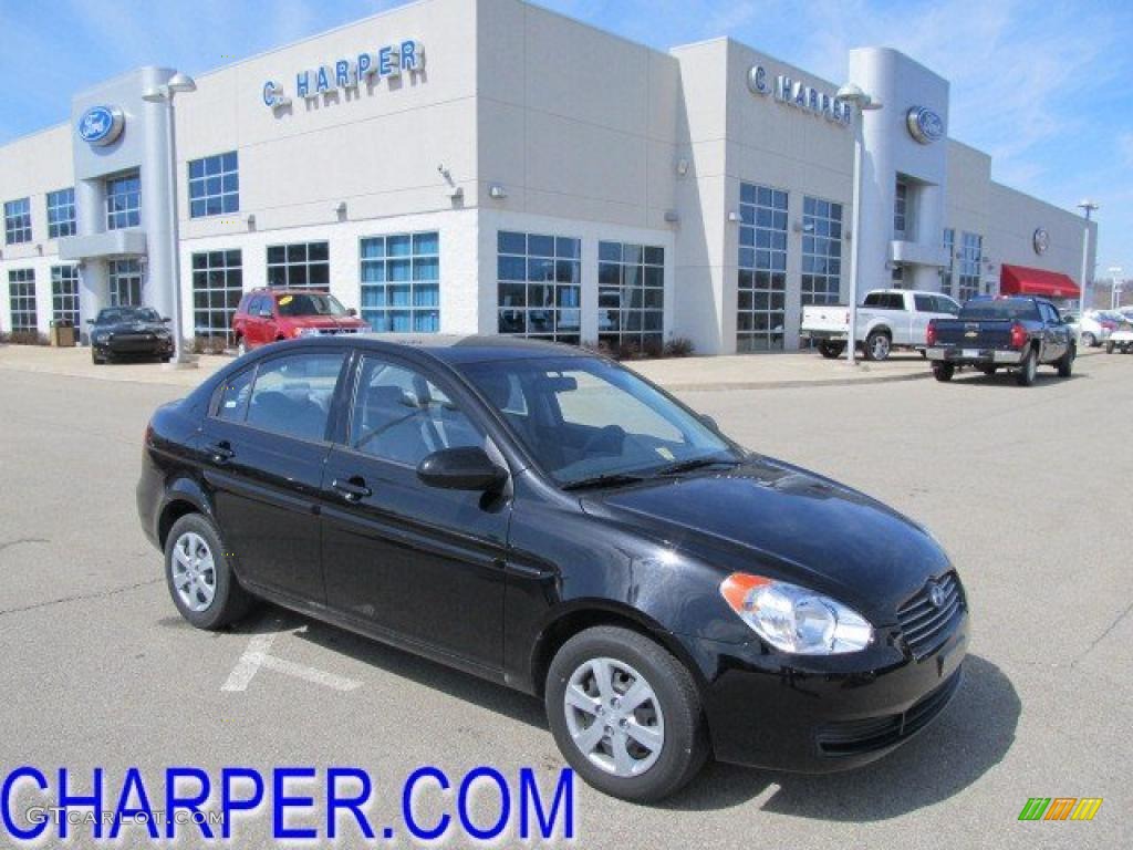 2009 Accent GLS 4 Door - Ebony Black / Gray photo #1