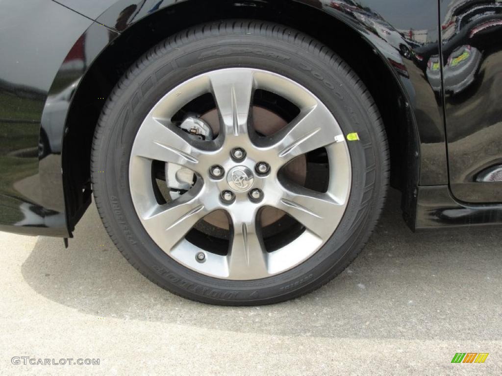 2011 Toyota Sienna SE Wheel Photo #47314031
