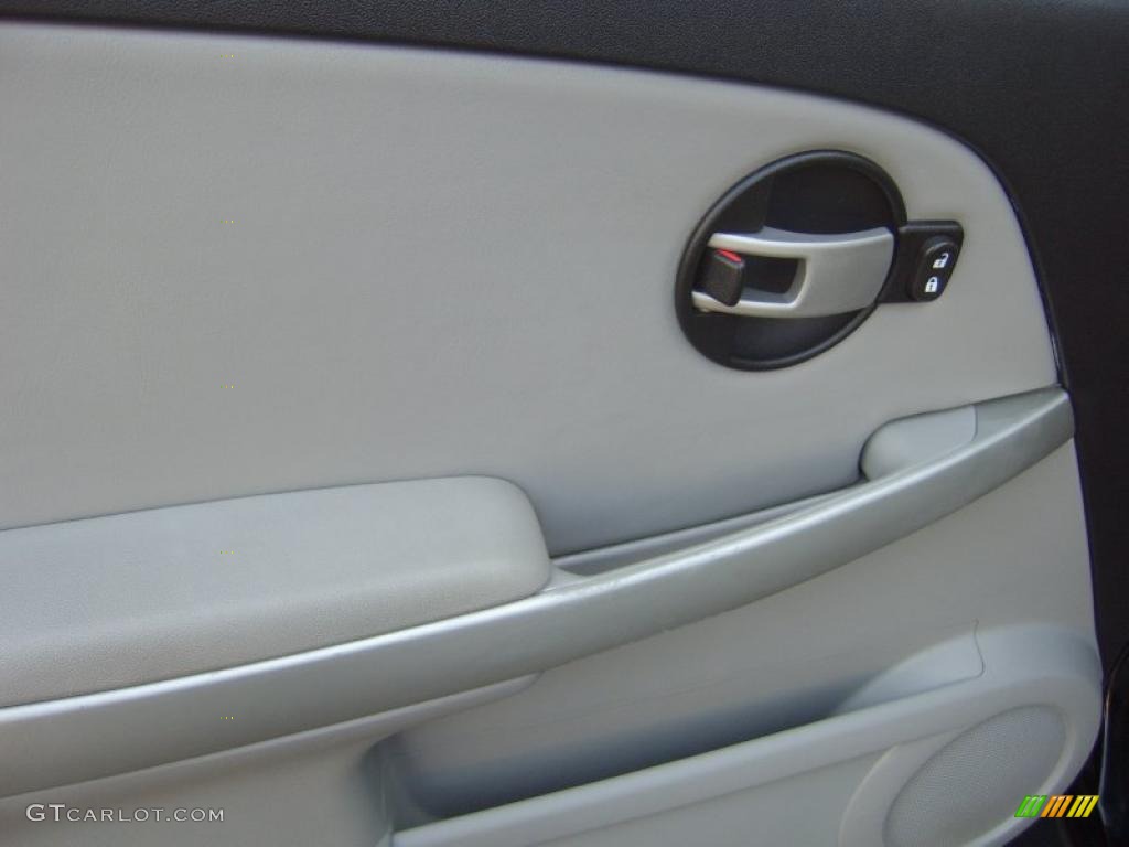 2005 Equinox LT AWD - Black / Light Gray photo #27