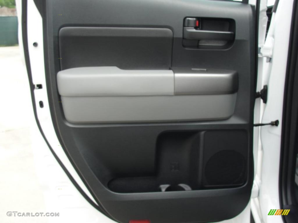 2011 Tundra Double Cab - Super White / Graphite Gray photo #19