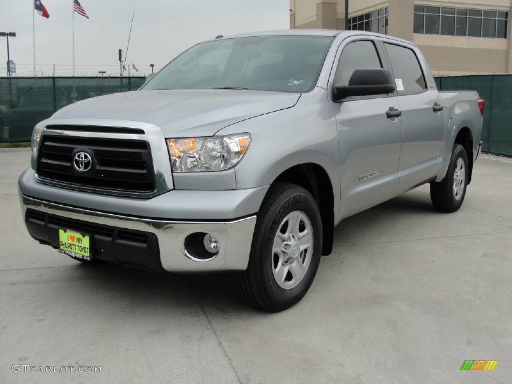 2011 Tundra SR5 CrewMax - Silver Sky Metallic / Graphite Gray photo #7