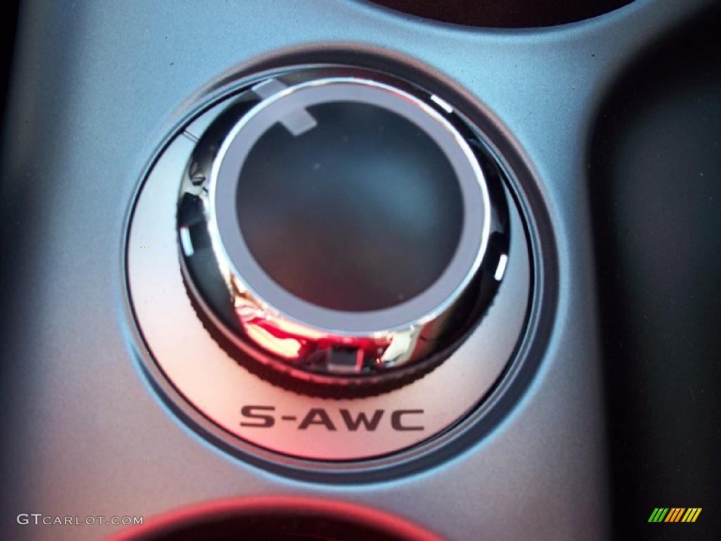 2011 Mitsubishi Outlander GT AWD Controls Photos