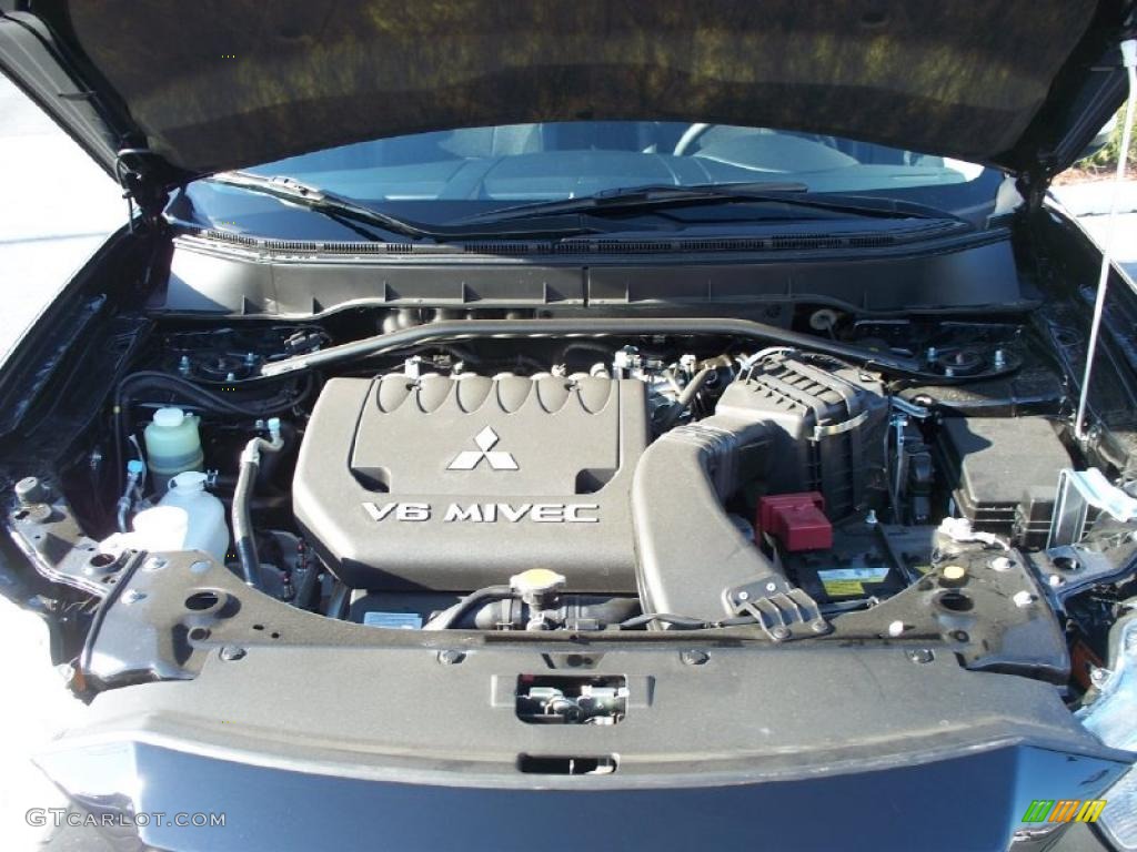 2011 Mitsubishi Outlander GT AWD Engine Photos