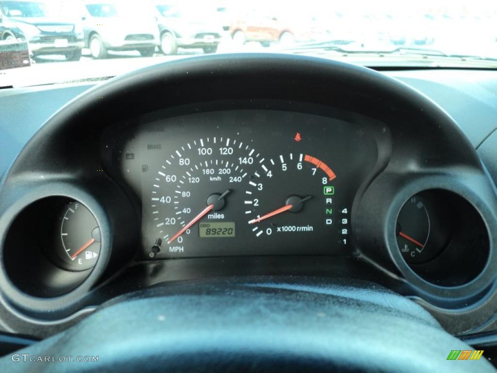 2001 Chrysler Sebring LXi Coupe Gauges Photo #47320046