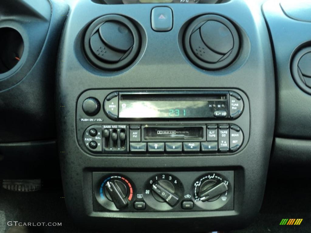 2001 Chrysler Sebring LXi Coupe Controls Photo #47320061