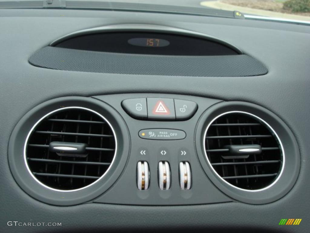 2009 Mercedes-Benz SL 550 Roadster Controls Photo #47320136