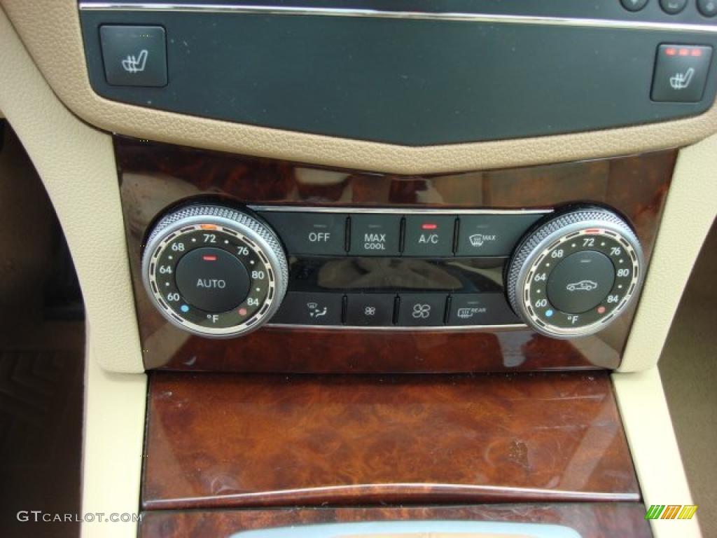 2008 Mercedes-Benz C 300 Luxury Controls Photo #47320769