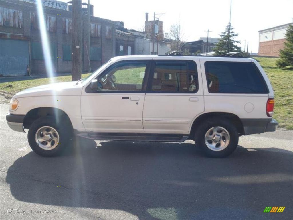 1999 Explorer XLT 4x4 - Oxford White / Medium Graphite Grey photo #7