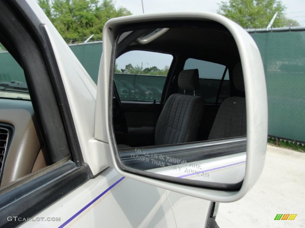 1996 4Runner SR5 - Desert Dune Metallic / Beige photo #17