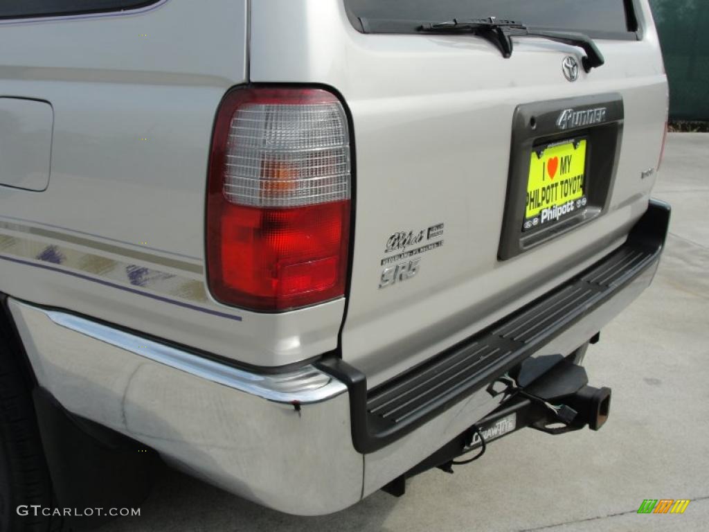1996 4Runner SR5 - Desert Dune Metallic / Beige photo #22